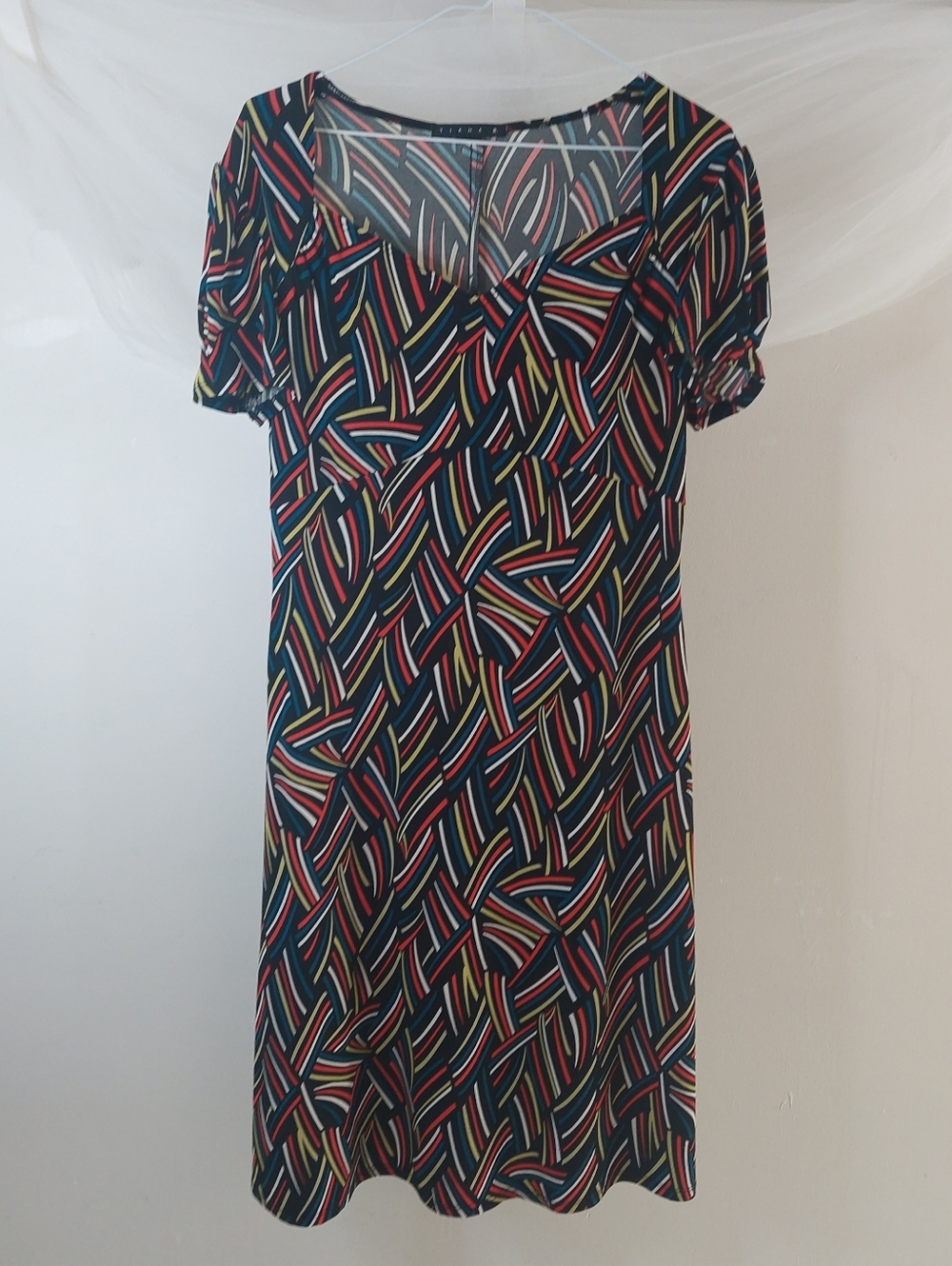 Tiana B. Multicolor Geometric Abstract Print Sweetheart Neck Knee Length Dress